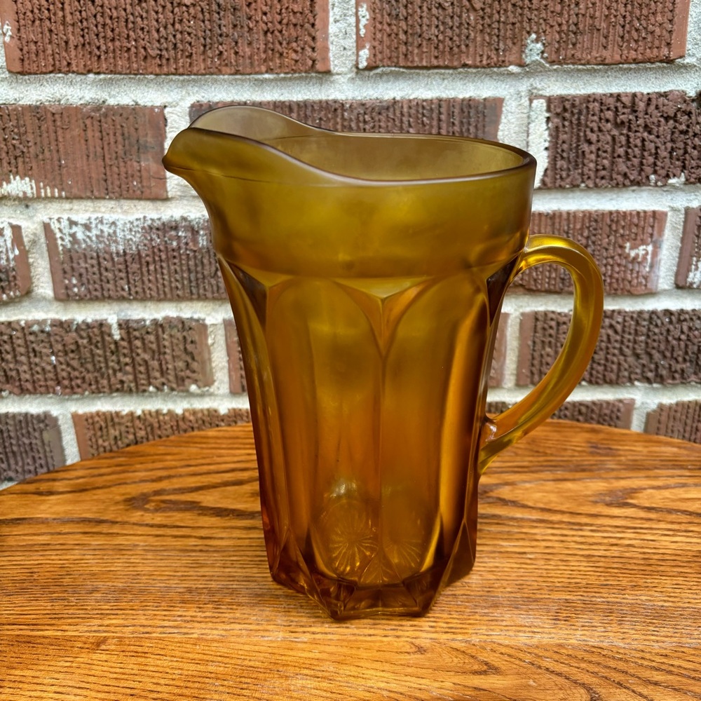 Vintage Amber Anchor Hocking Glass Pitcher Fairfield Honey Gold Glass Pitcher